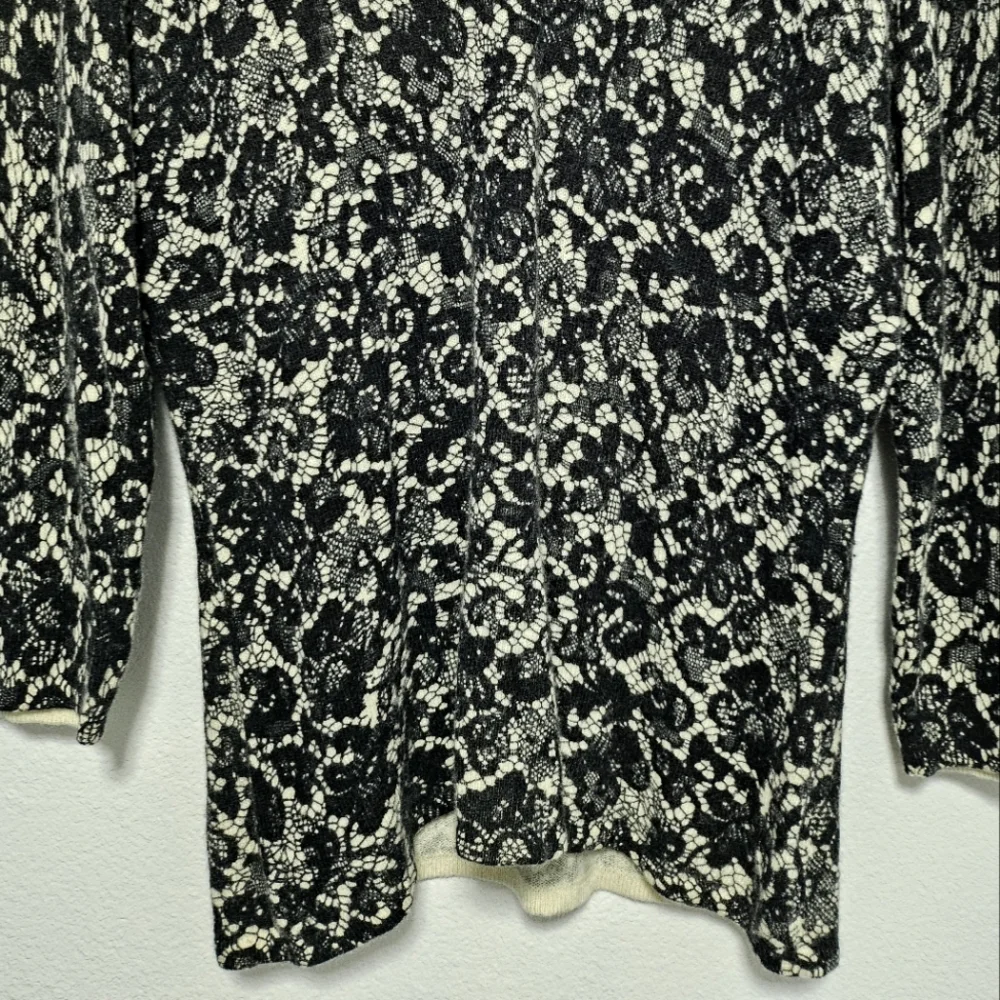 Magaschoni 100% Cashmere Black Lace Print V Neck Sweater 3/4 Sleeve Size L